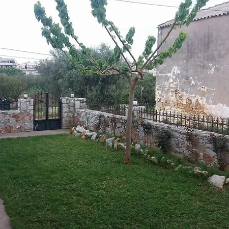 Βίλα Stone House With Arches